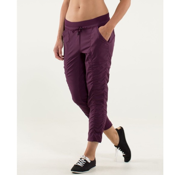 Lululemon Street To Studio Crop Pants in Plum Purple - Picture 16 of 16